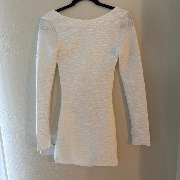 Dress - Picture 1 of 2